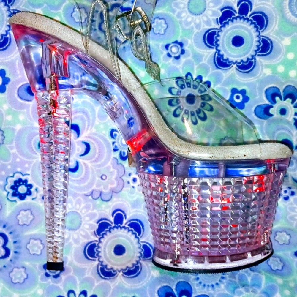SZ 7 WOMENS Pleaser platform high heel stiletto light up/flashing shoes